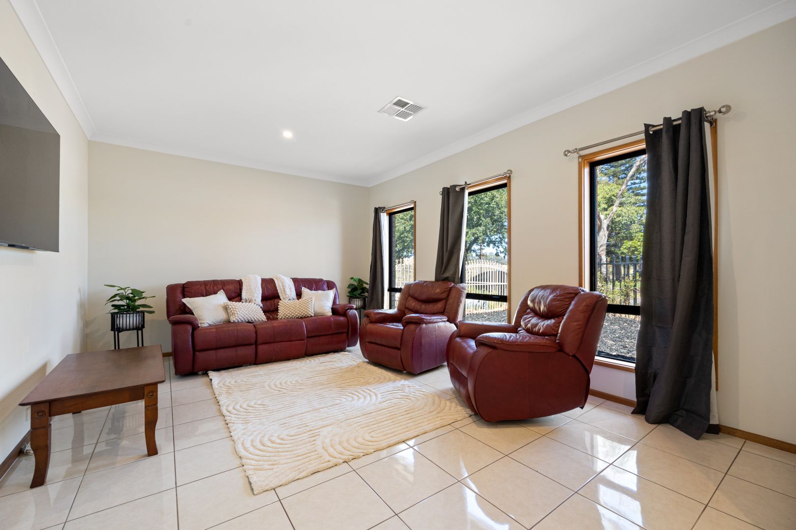 2 Cambridge Street, Blair Athol SA 5084, Image 1