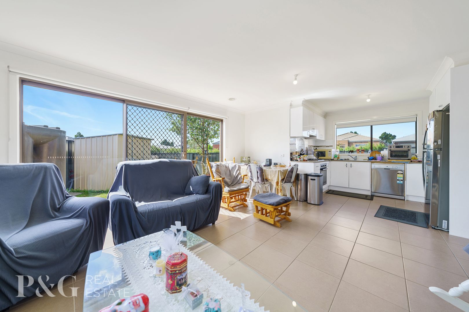 2 Nikolai Place, Clyde North VIC 3978, Image 1