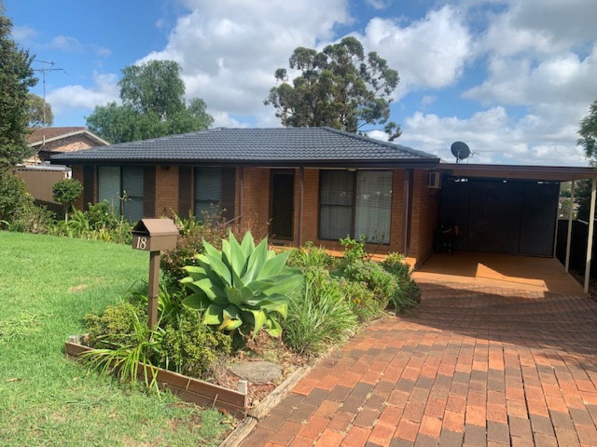 3 bedrooms House in 18 Clerkenwell Street AMBARVALE NSW, 2560