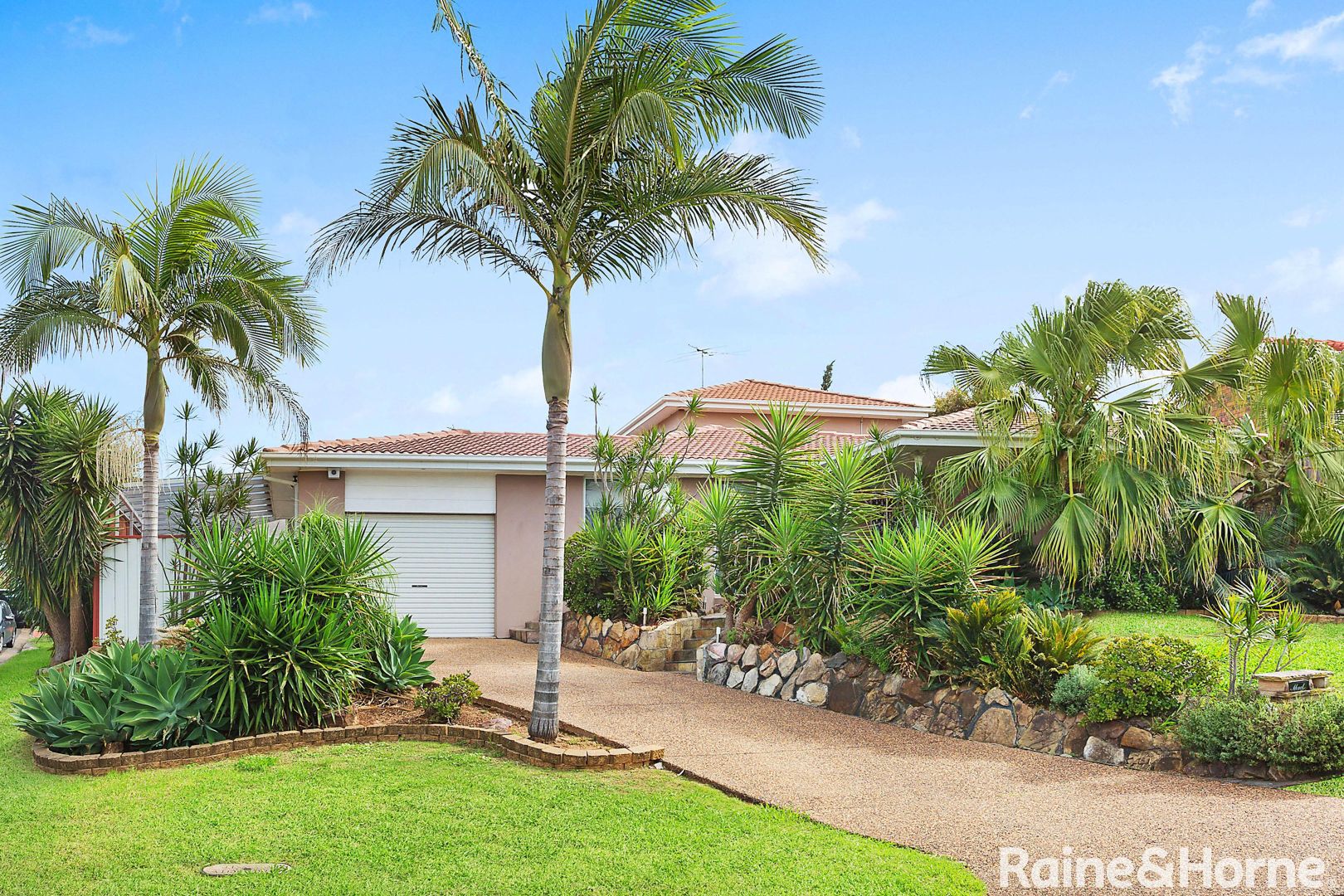 1 Glen Elgin Crescent, Edensor Park NSW 2176, Image 2