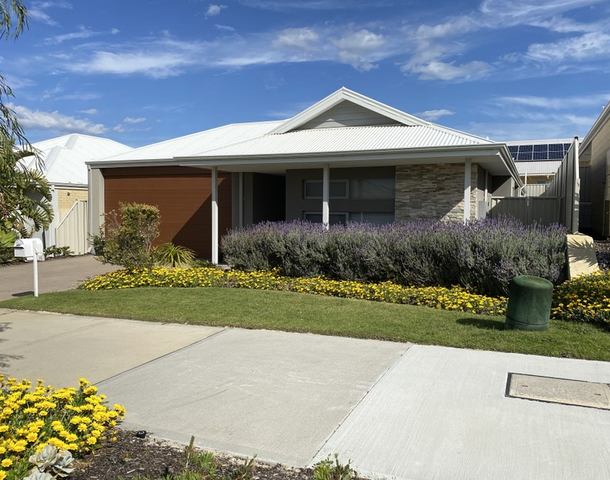 15 Summerhome Parade, Yanchep WA 6035