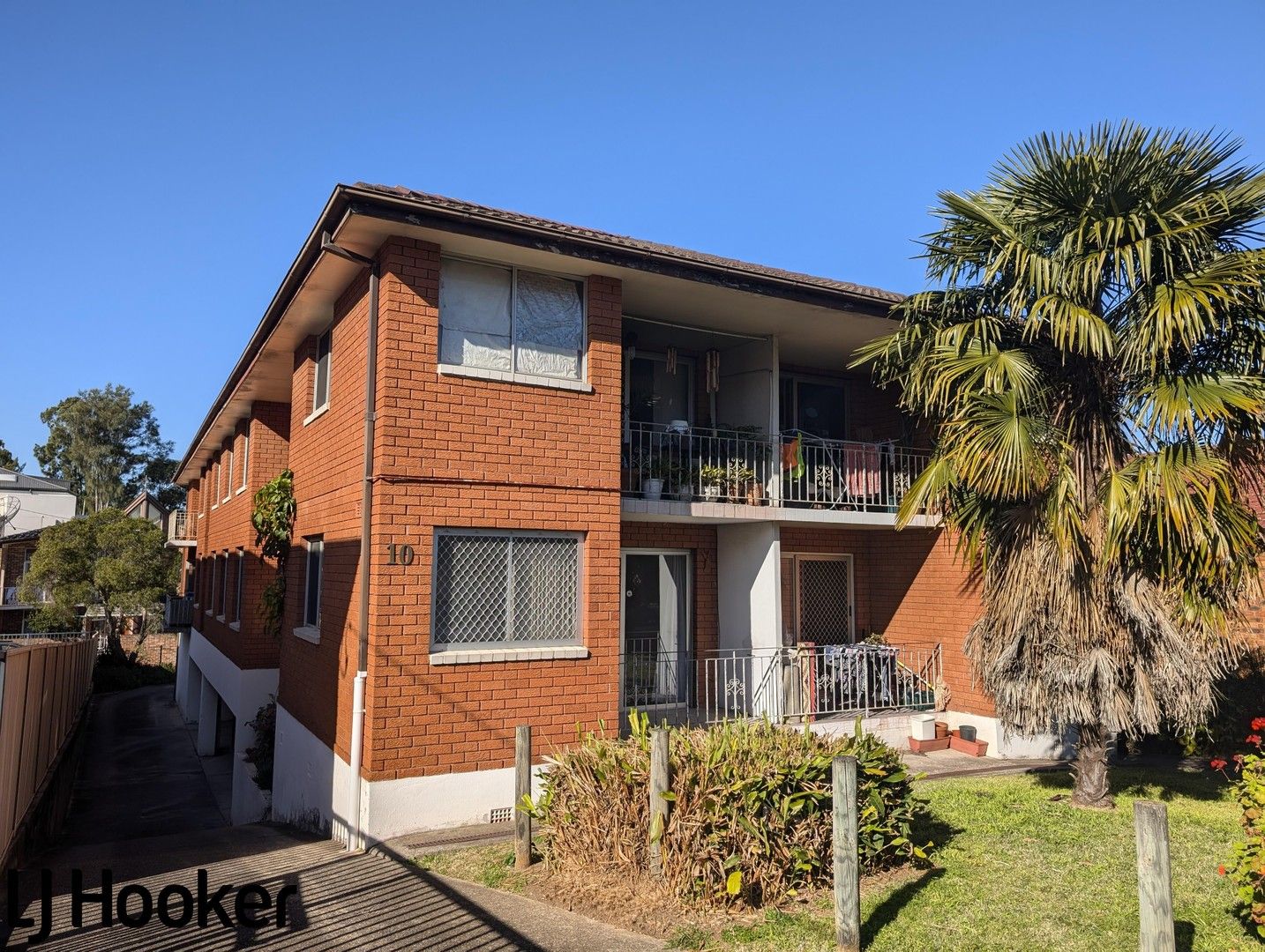 2 bedrooms Apartment / Unit / Flat in 3/10 Stanley Street CAMPSIE NSW, 2194