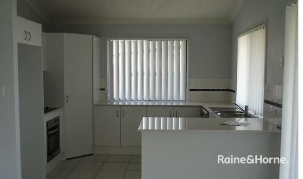 20 Windermere Street, Raceview QLD 4305, Image 2