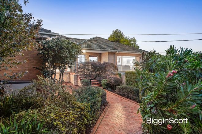 Picture of 33 Mackintosh Road, WHEELERS HILL VIC 3150