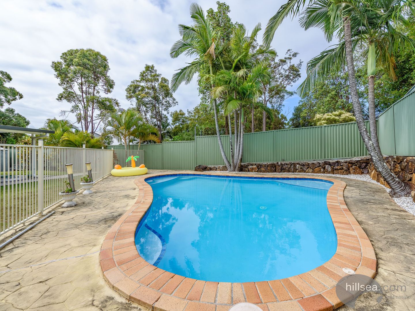 10 Ashburton Close, Arundel QLD 4214, Image 1