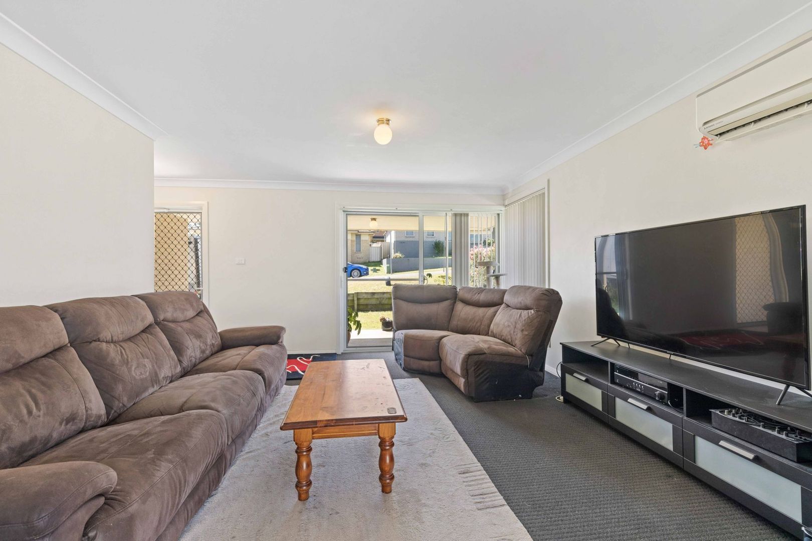 1/16 Fairview Place, Cessnock NSW 2325, Image 1