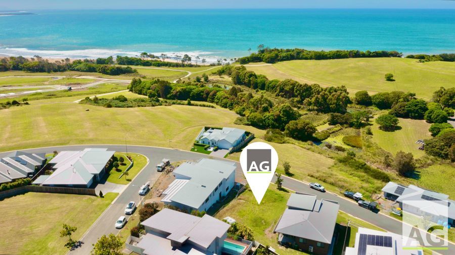 8 Noosa Crescent, Red Head NSW 2430, Image 0