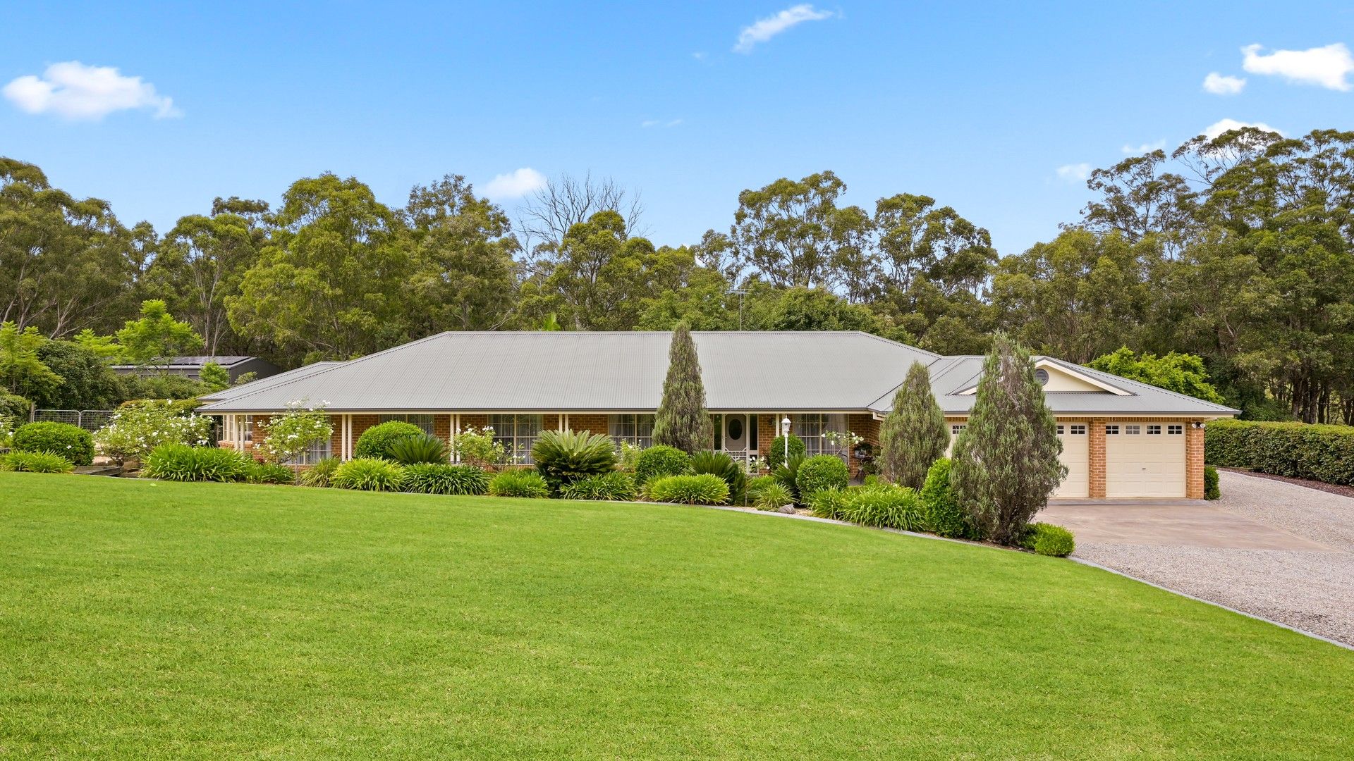 9 Benwerrin Crescent, Grasmere NSW 2570, Image 0