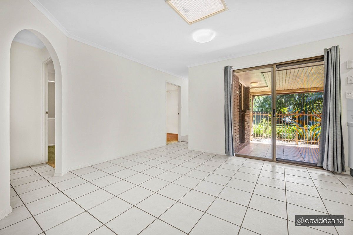 35 Sunderland Drive, Bray Park QLD 4500, Image 2