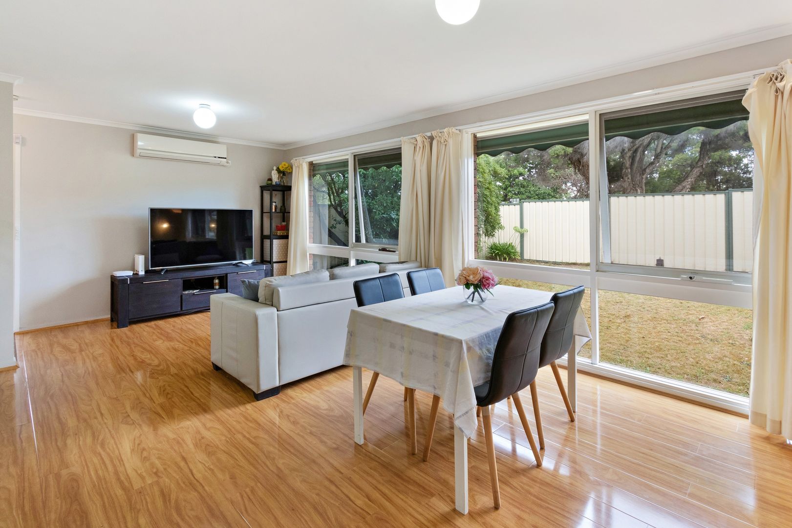 1/54 Winston Road, Viewbank VIC 3084, Image 2