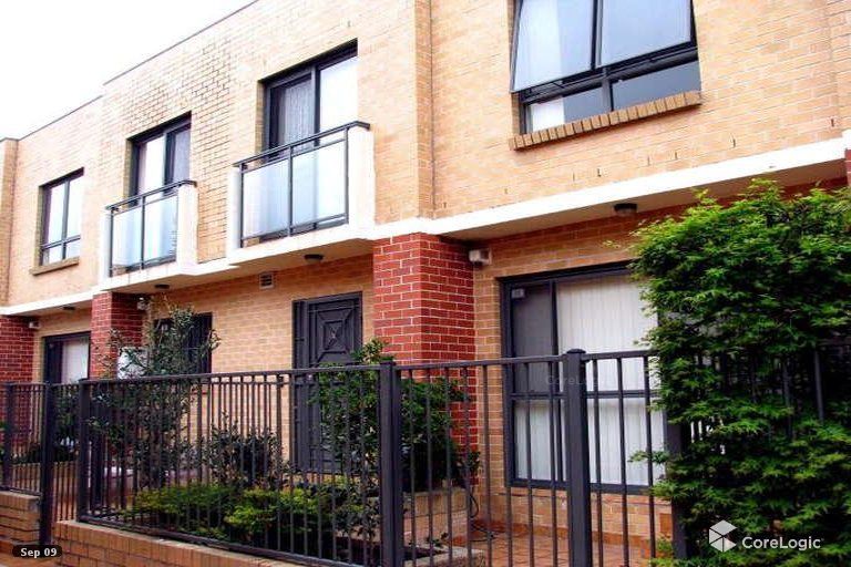 3 bedrooms Townhouse in 4/6-7 Rena St SOUTH HURSTVILLE NSW, 2221