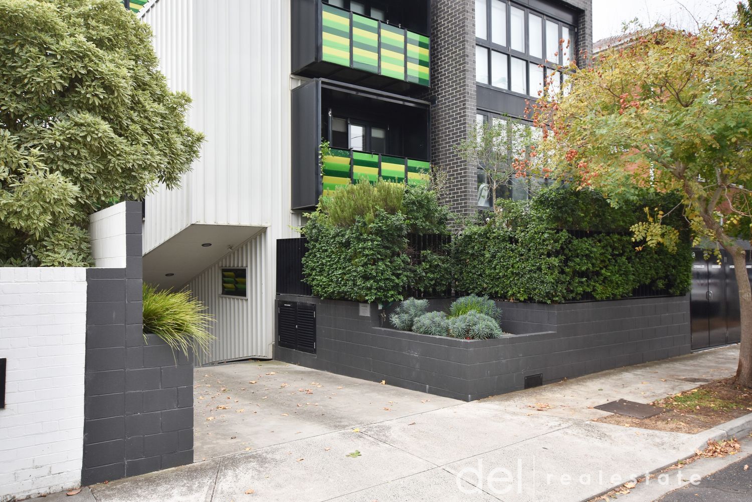 1 bedrooms Apartment / Unit / Flat in 1/17 Ellesmere Road WINDSOR VIC, 3181