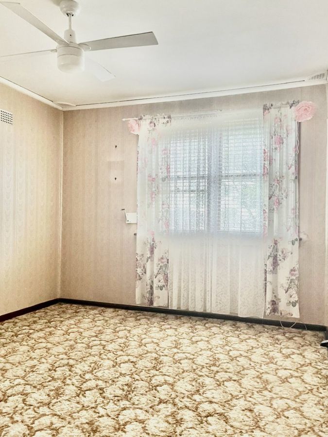 27 SULMAN ROAD, Cabramatta West NSW 2166 - House For Rent | Domain