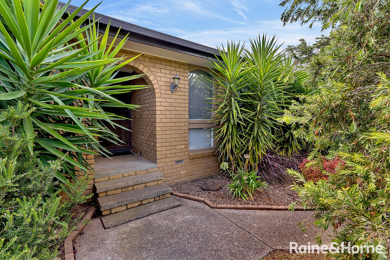 16 Merrifield Street, Riddells Creek VIC 3431, Image 1