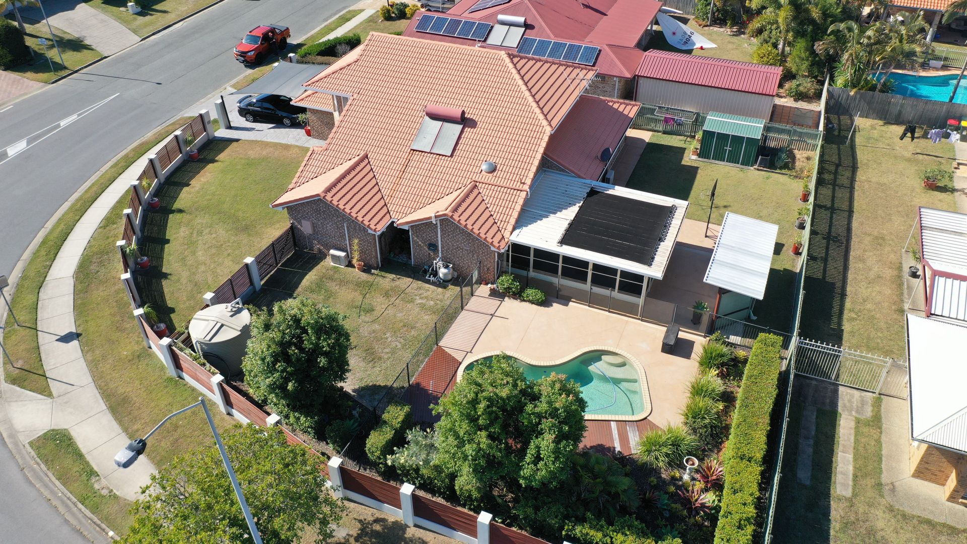 1 Intrepid Court, Newport QLD 4020