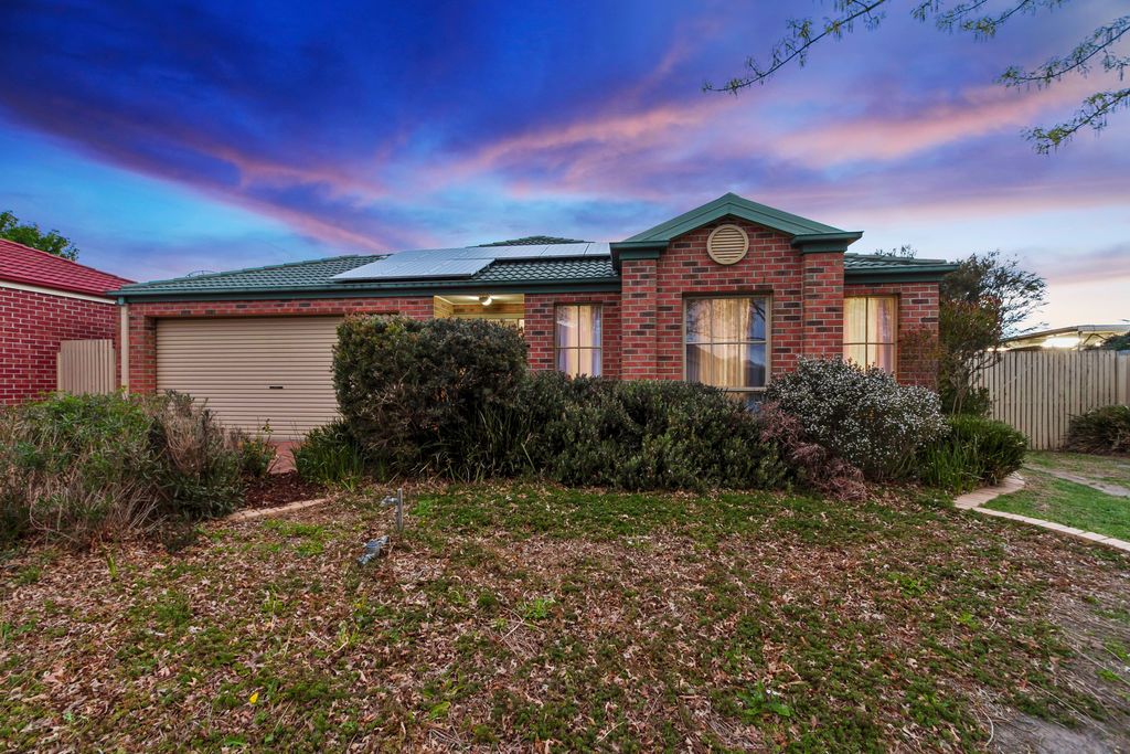 42 Kilcunda Drive, Rowville VIC 3178, Image 0