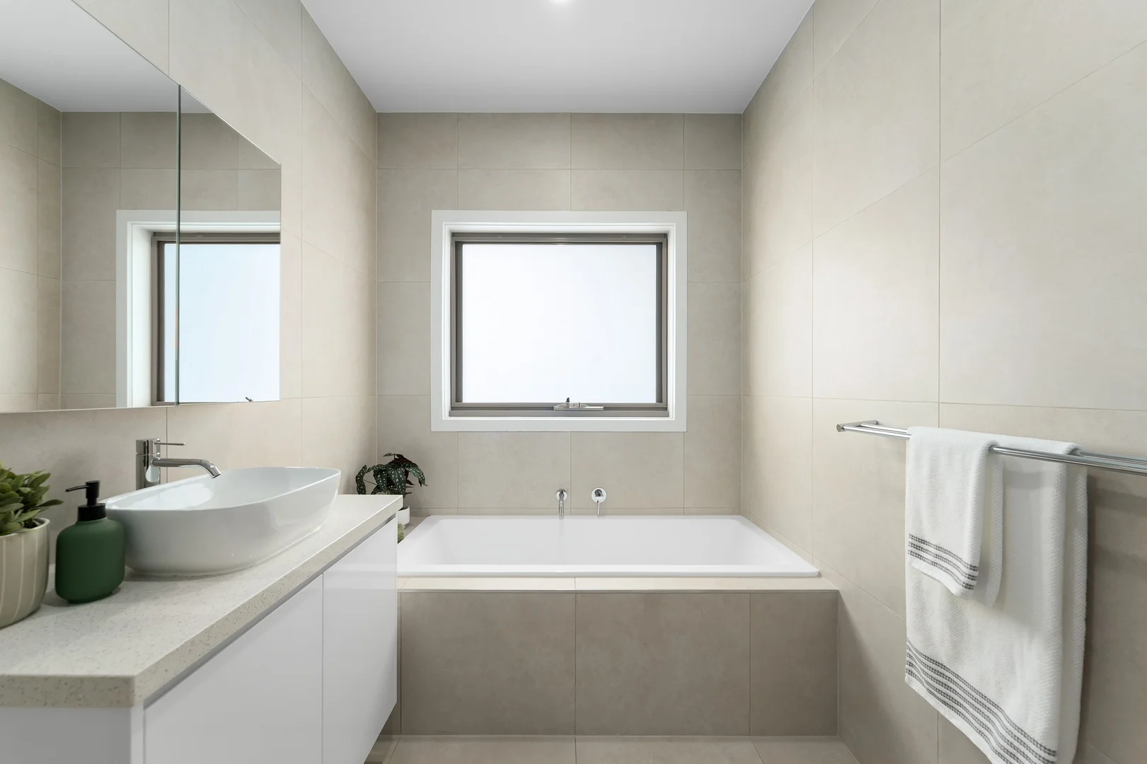 Additional image 13 of 2/6 Centre Dandenong Road, Cheltenham VIC 3192