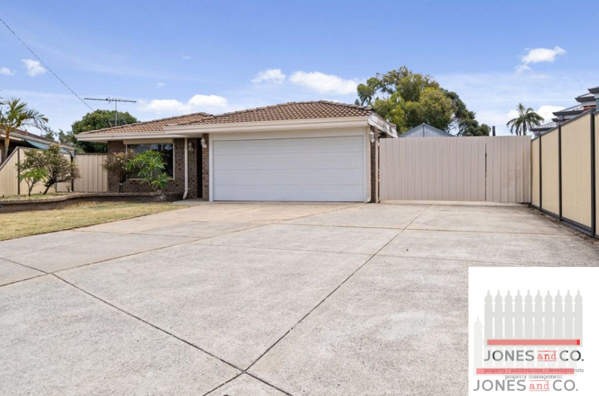 4 bedrooms House in 4 Indus Court BEECHBORO WA, 6063