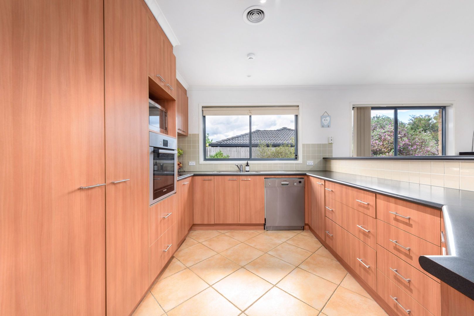 14 Mission Street, Amaroo ACT 2914, Image 2