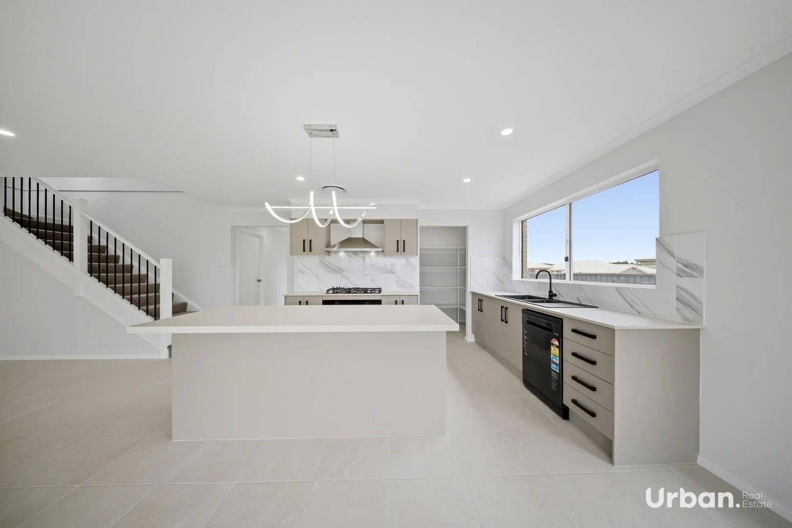 Additional image 2 of 16 Hewitt Road, Lochinvar NSW 2321