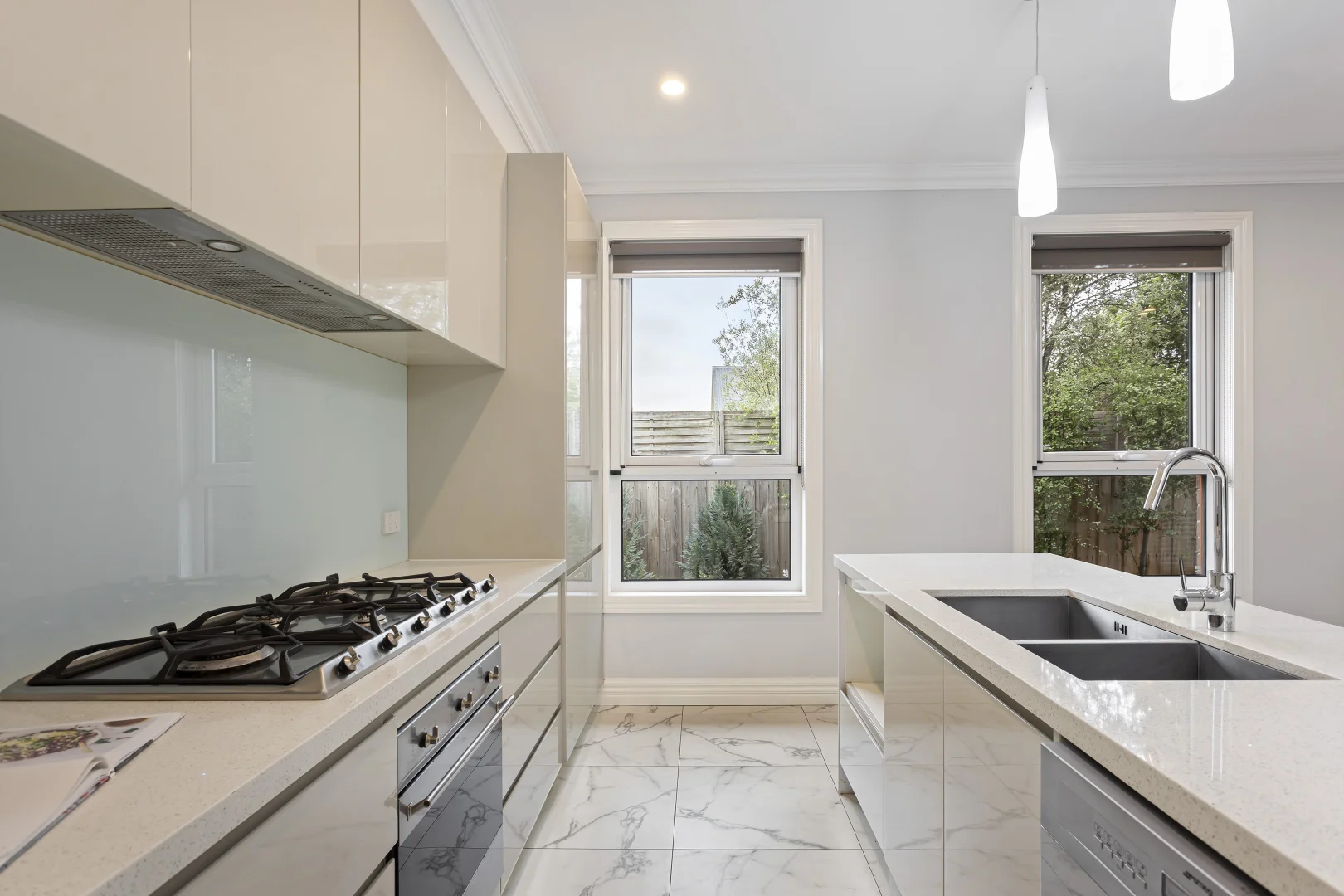 Additional image 5 of 2/10 Kilsyth Avenue, Burwood VIC 3125