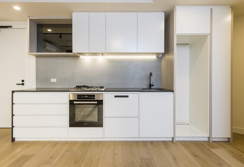 2 bedrooms Apartment / Unit / Flat in  DONCASTER EAST VIC, 3109