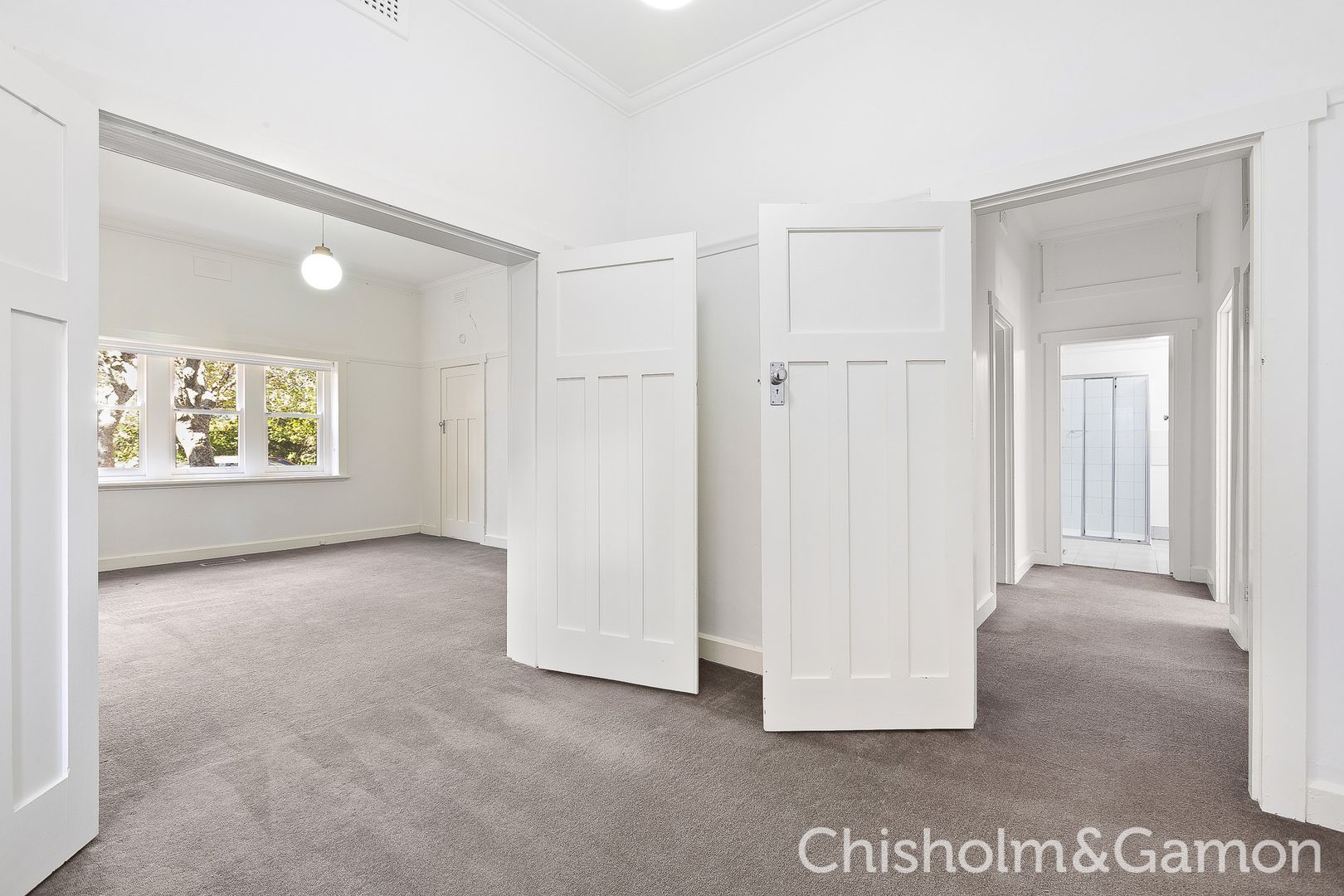 12 Tiuna Grove, Elwood VIC 3184, Image 2