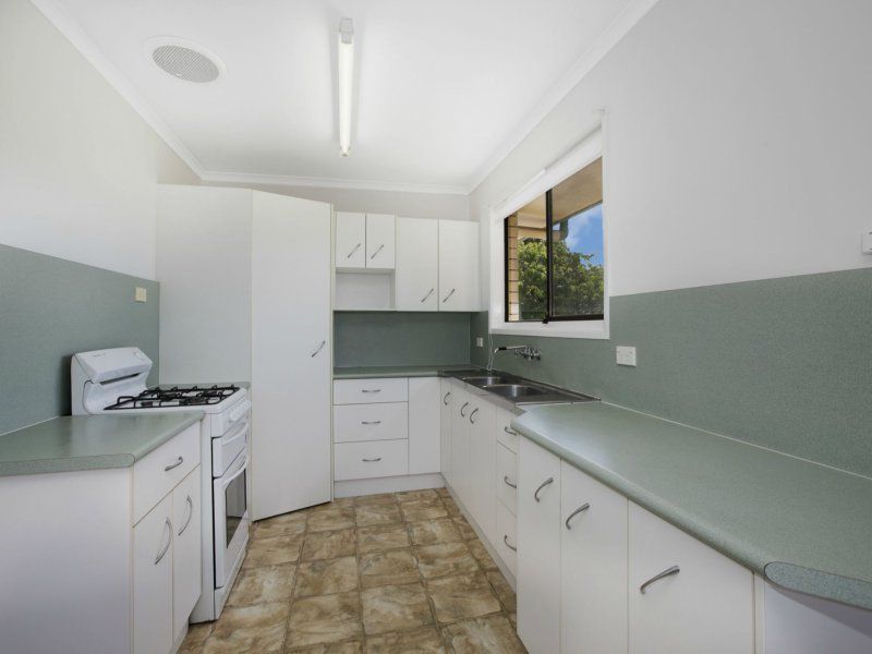 29 Iverna St, Tingalpa QLD 4173, Image 2