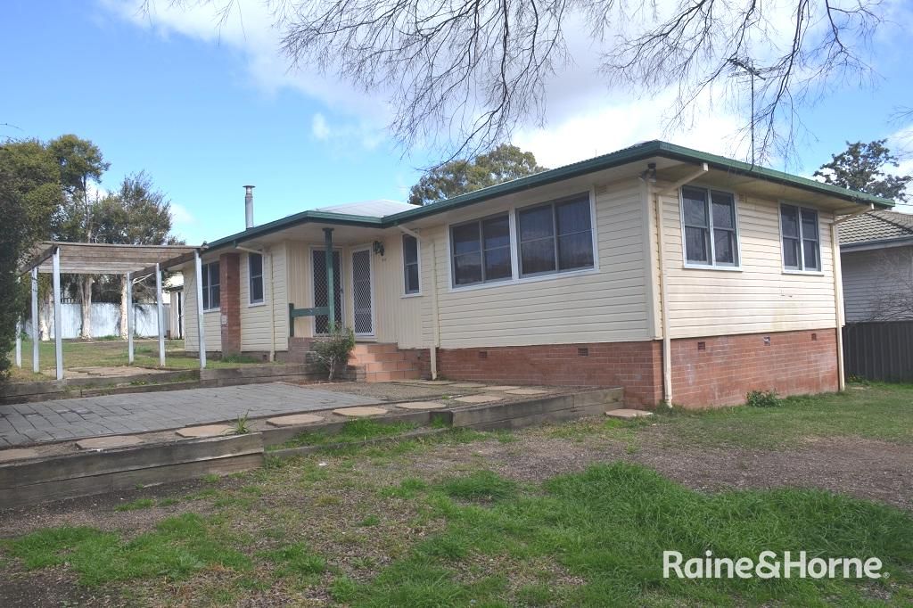 40 Gilchrist Street, Inverell NSW 2360, Image 0