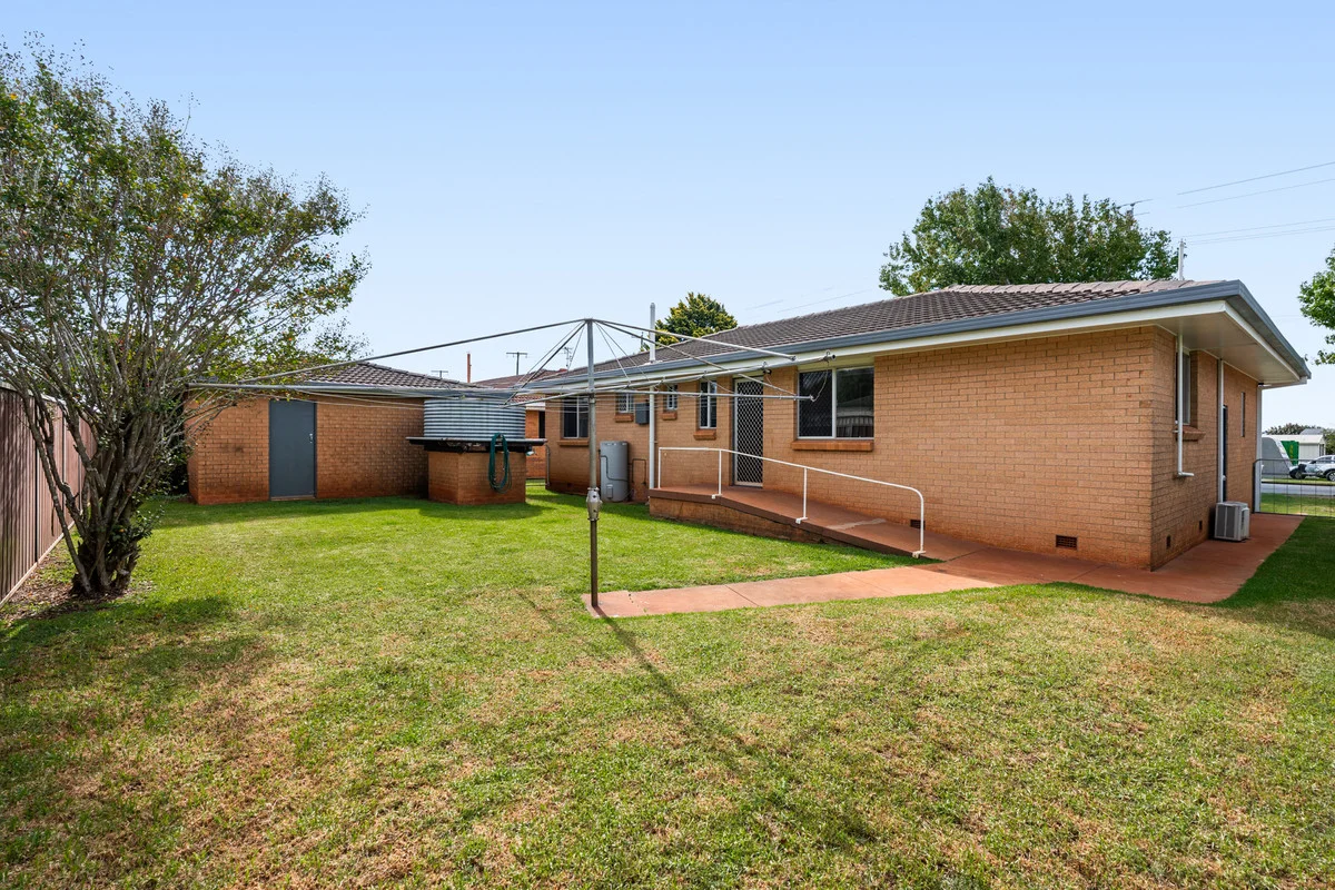 Additional image 10 of 494 Alderley Street, Harristown QLD 4350