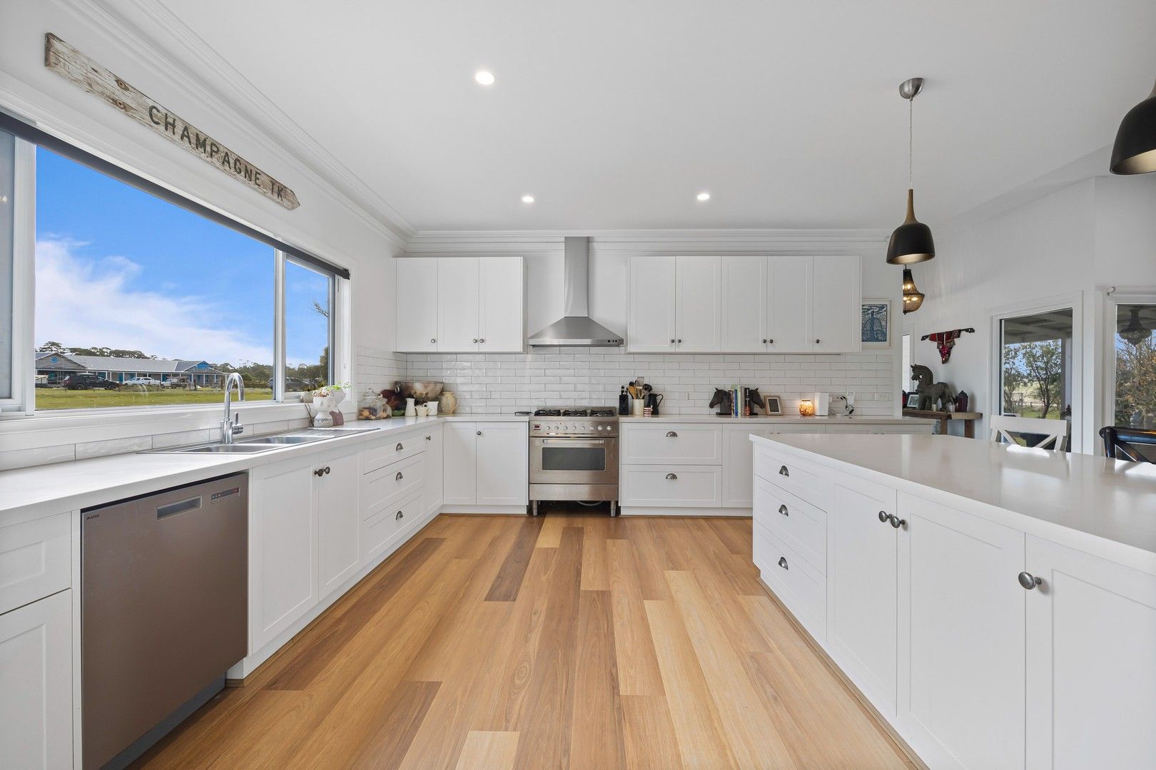 40 Bryant Court, Ballan VIC 3342 House for Sale Domain