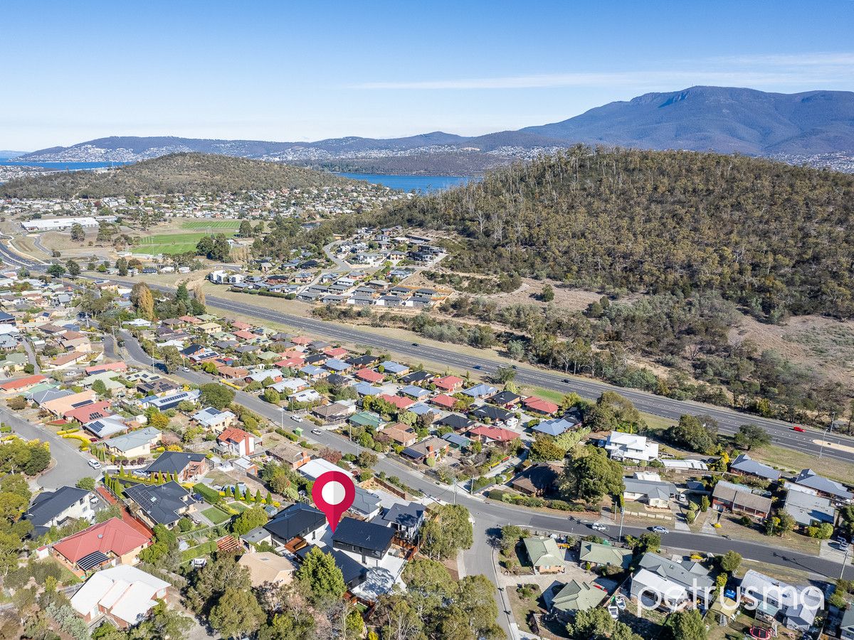 3 bedrooms Townhouse in 1-3/2 Bellemont Court GEILSTON BAY TAS, 7015