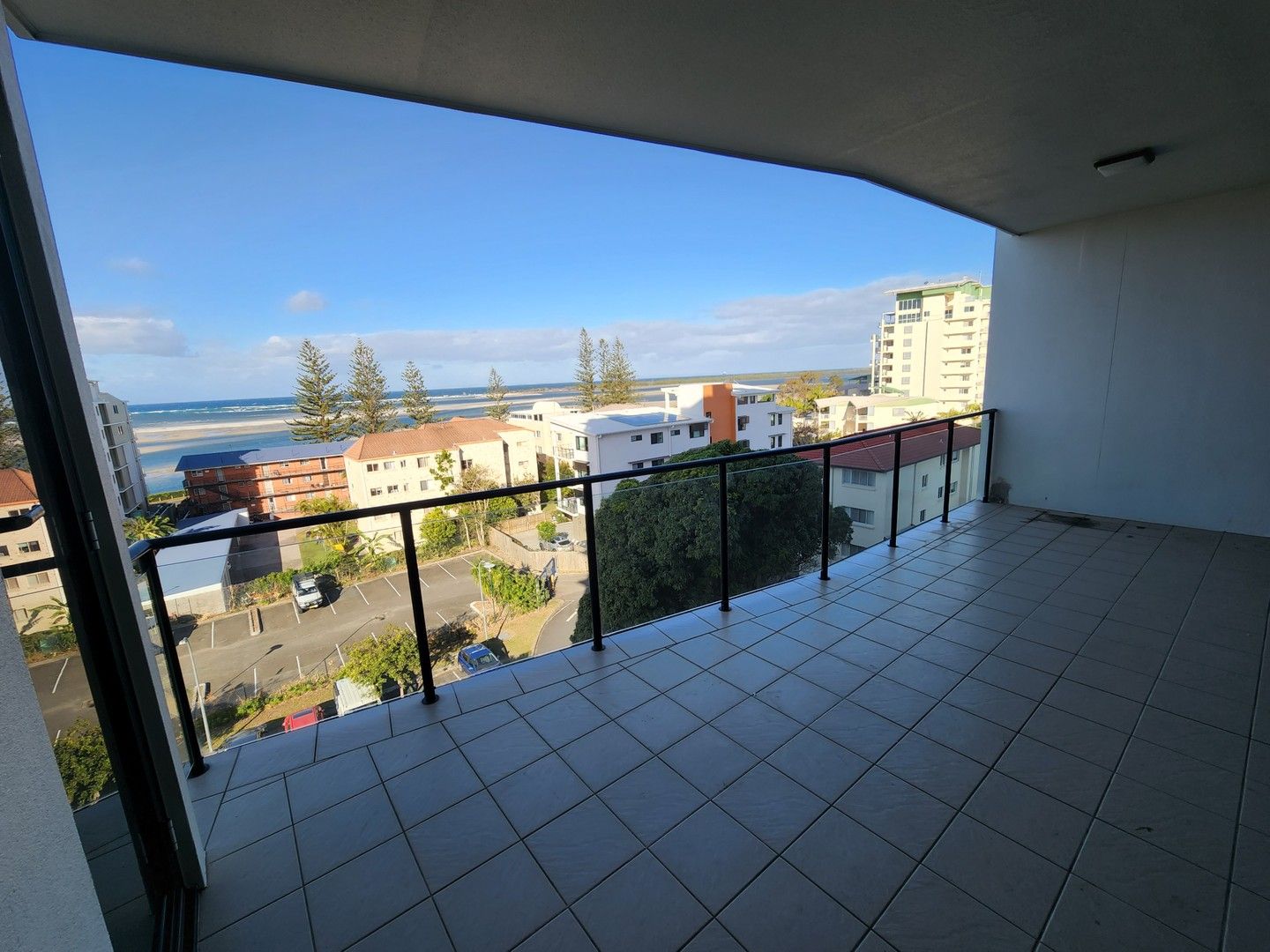 2 bedrooms Apartment / Unit / Flat in 502/75 Landsborough Parade GOLDEN BEACH QLD, 4551