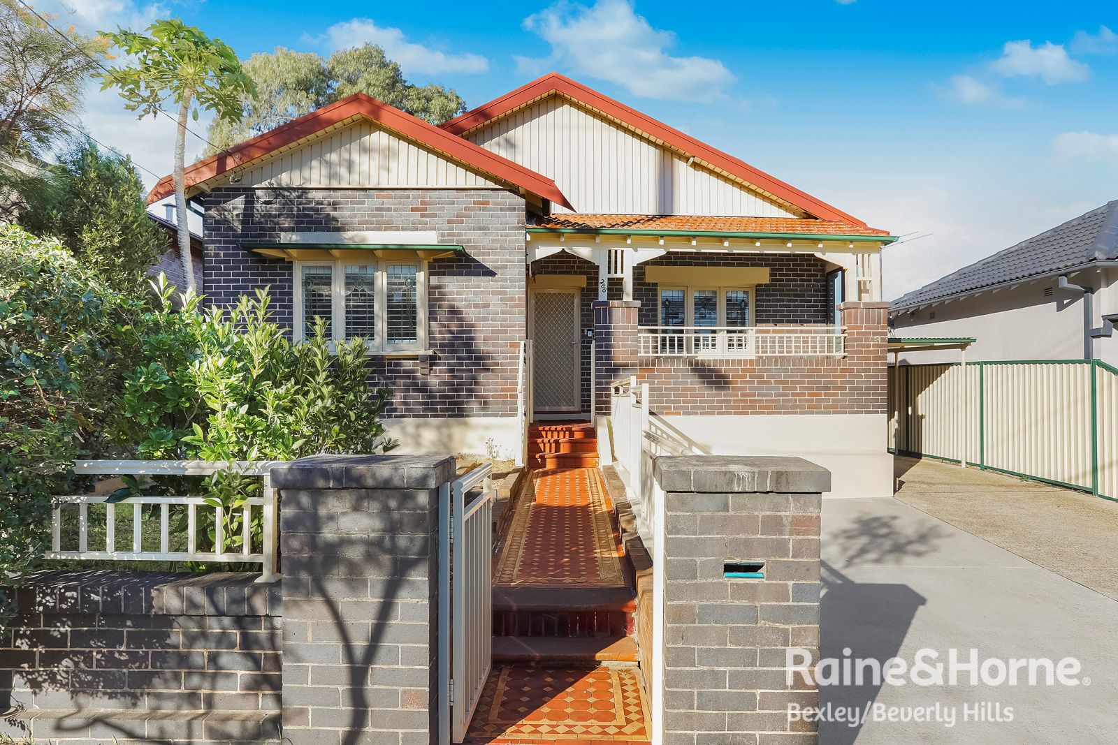 4 bedrooms House in 288 West Botany Street ROCKDALE NSW, 2216