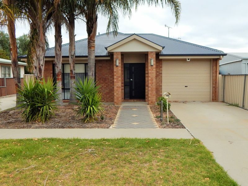 1/94 Pay Street, Kerang VIC 3579, Image 0