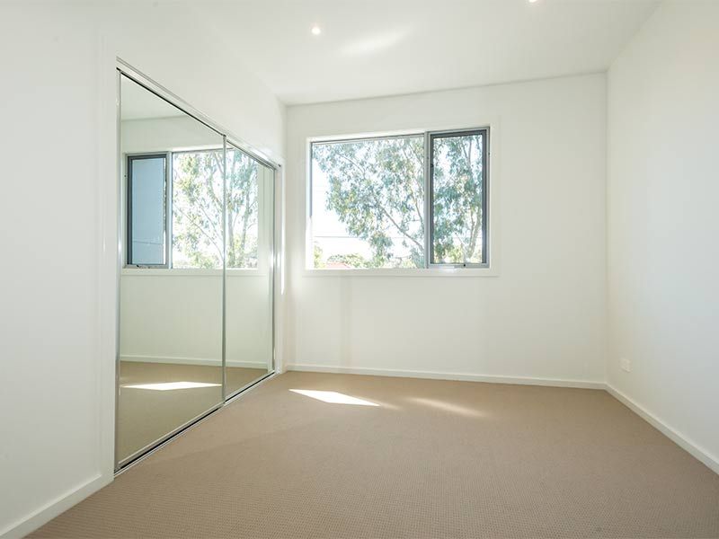 2/41 First Street, Clayton South VIC 3169, Image 2