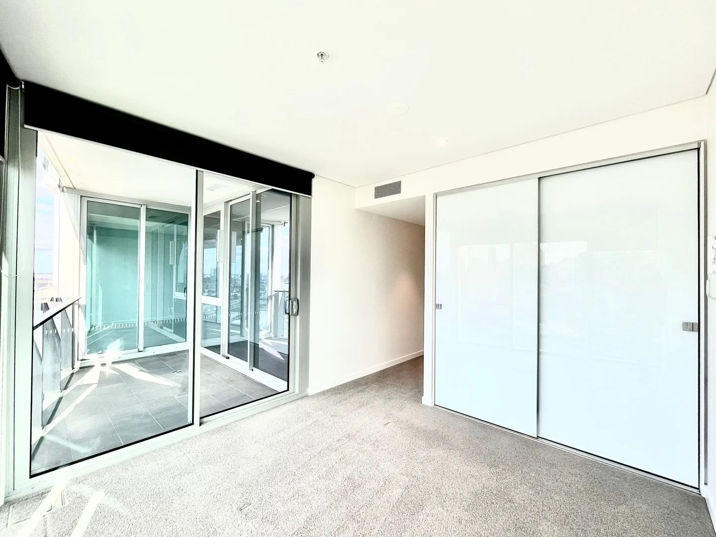 Additional image 15 of 2205/81 South Wharf Drive, Docklands VIC 3008