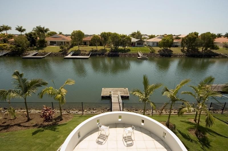 1085 Killymoon Drive, Hope Island Property History & Address Research