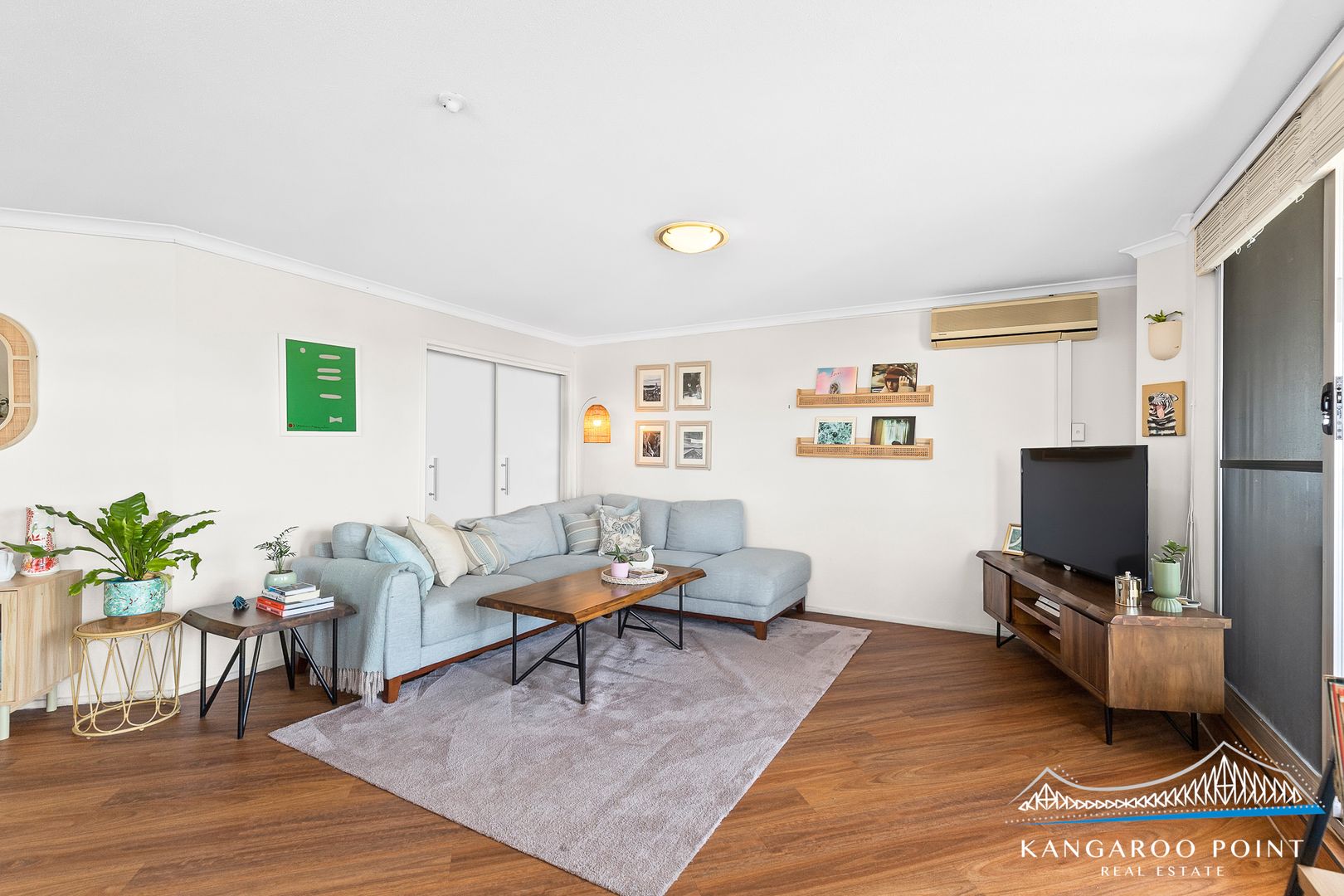 55 Thorn Street, Kangaroo Point QLD 4169, Image 2