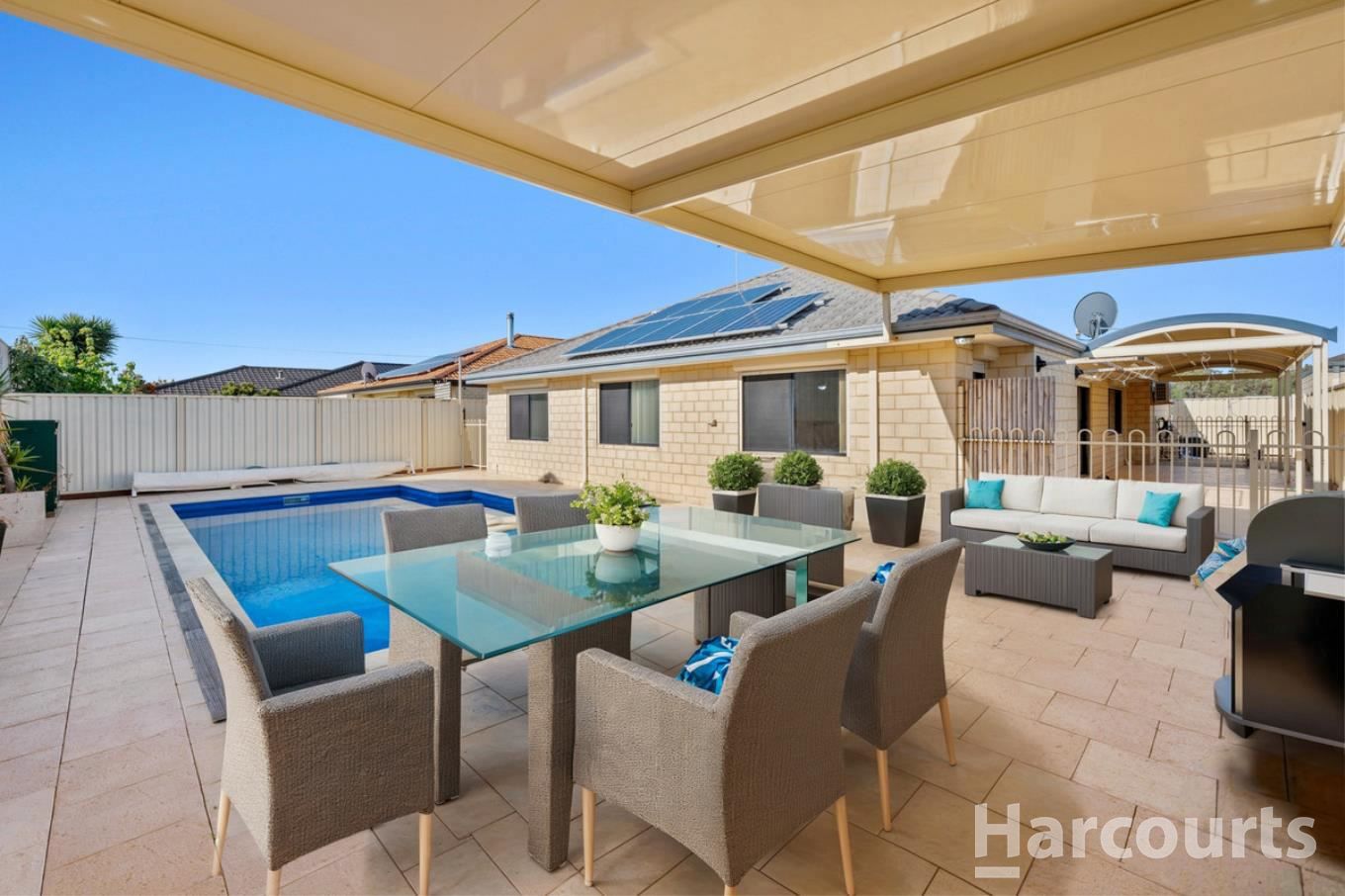 4 bedrooms House in 121 Forty Road SECRET HARBOUR WA, 6173