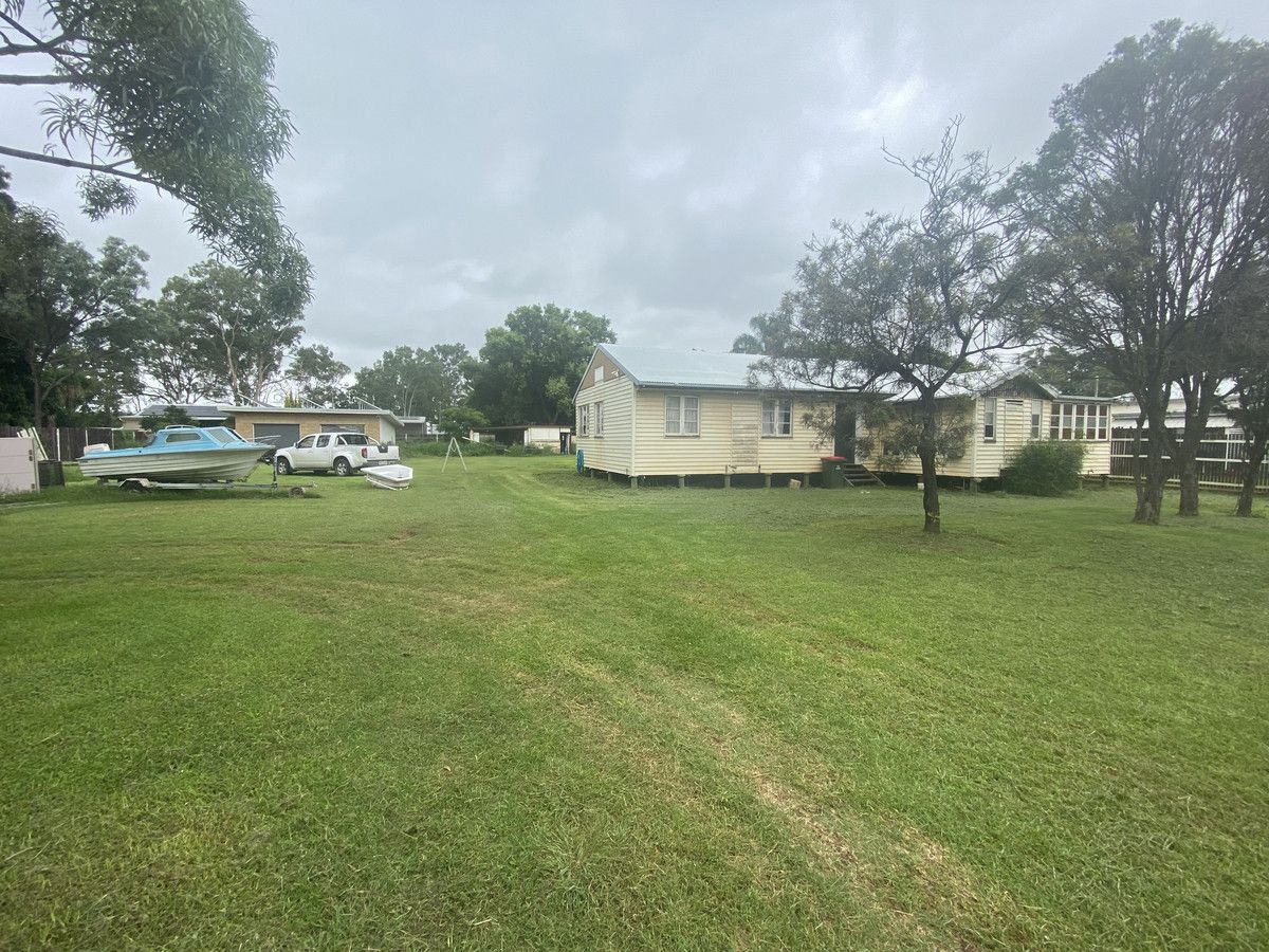 3 bedrooms House in 54-56 Bell Street (Kumbia) KINGAROY QLD, 4610