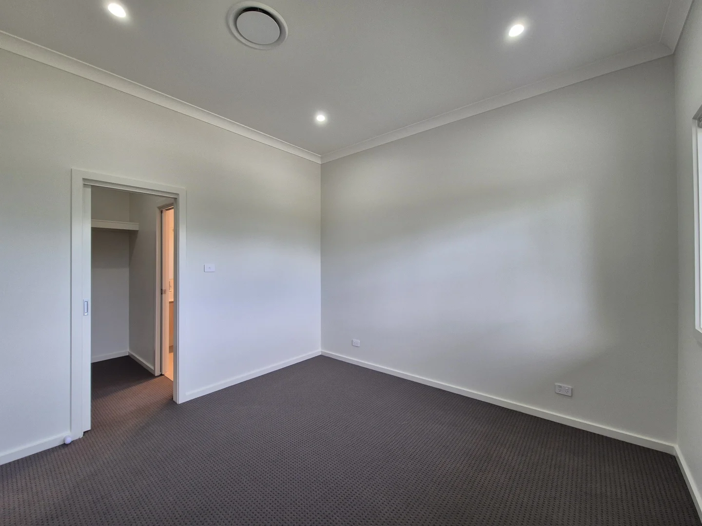 Additional image 7 of 22 Mowatt Street, Narellan NSW 2567