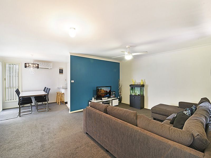 Unit 4/745-747 Pacific Highway, Kanwal NSW 2259, Image 1