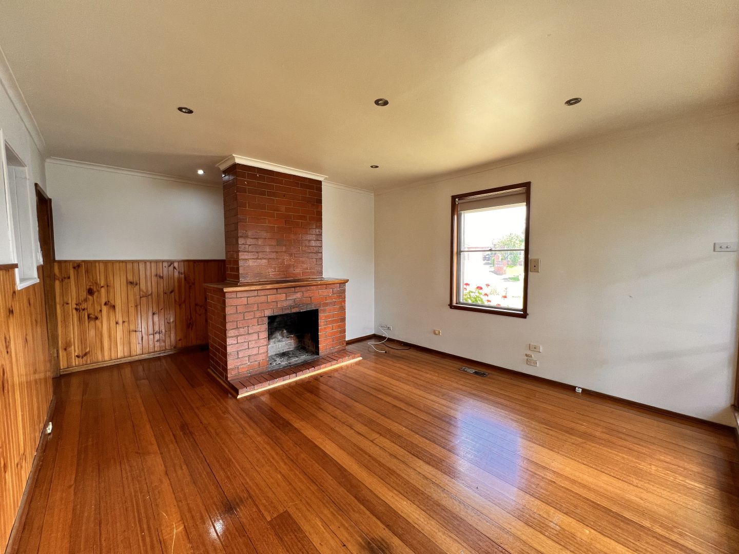 6 Murtoa Crescent, Broadmeadows VIC 3047 House For Rent 370 Domain