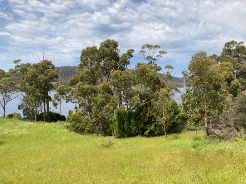 37 Chuter St, Deep Bay TAS 7112, Image 1