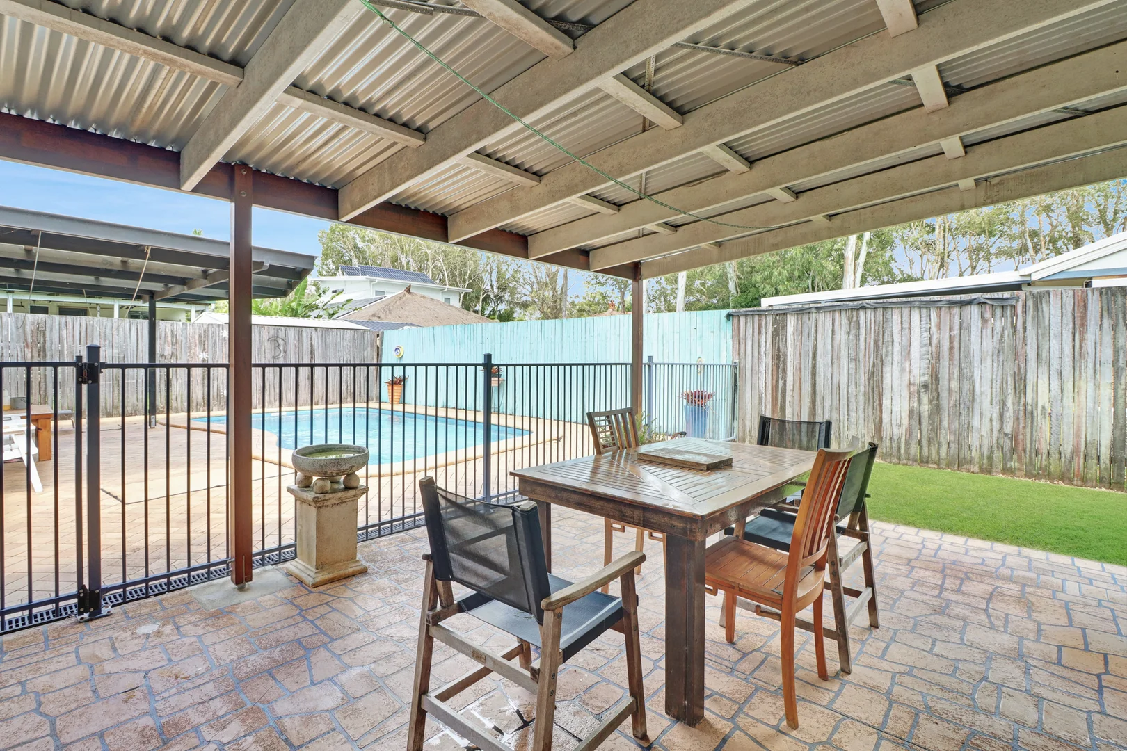 Additional image 8 of 33 Namba Street, Pacific Paradise QLD 4564