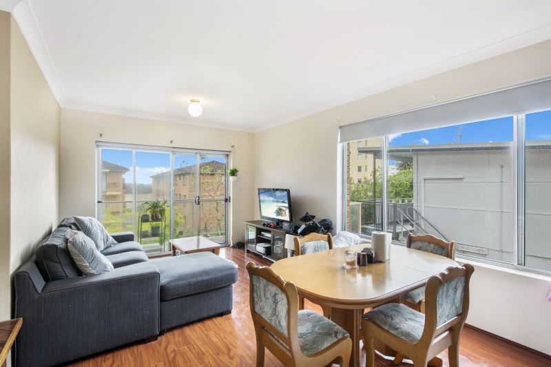2/8 Bayview Avenue, The Entrance NSW 2261, Image 1