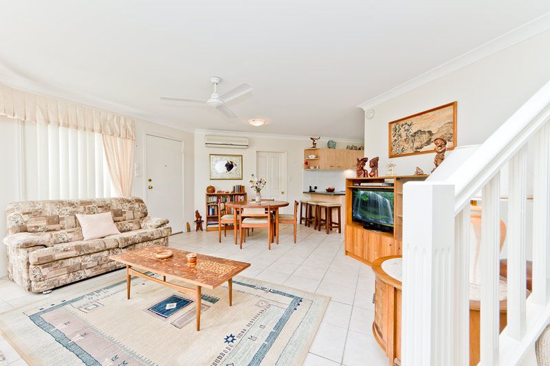 5/2 Russell Street, Everton Park QLD 4053, Image 2