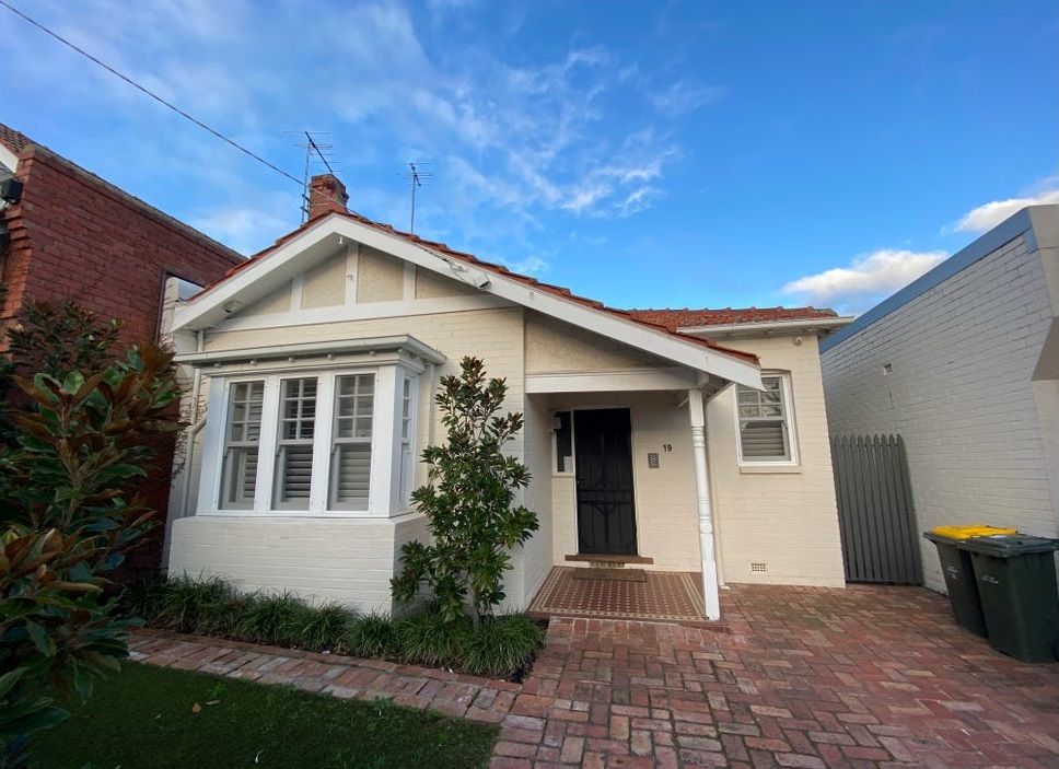 3 bedrooms House in 19 Lambeth Place ST KILDA VIC, 3182