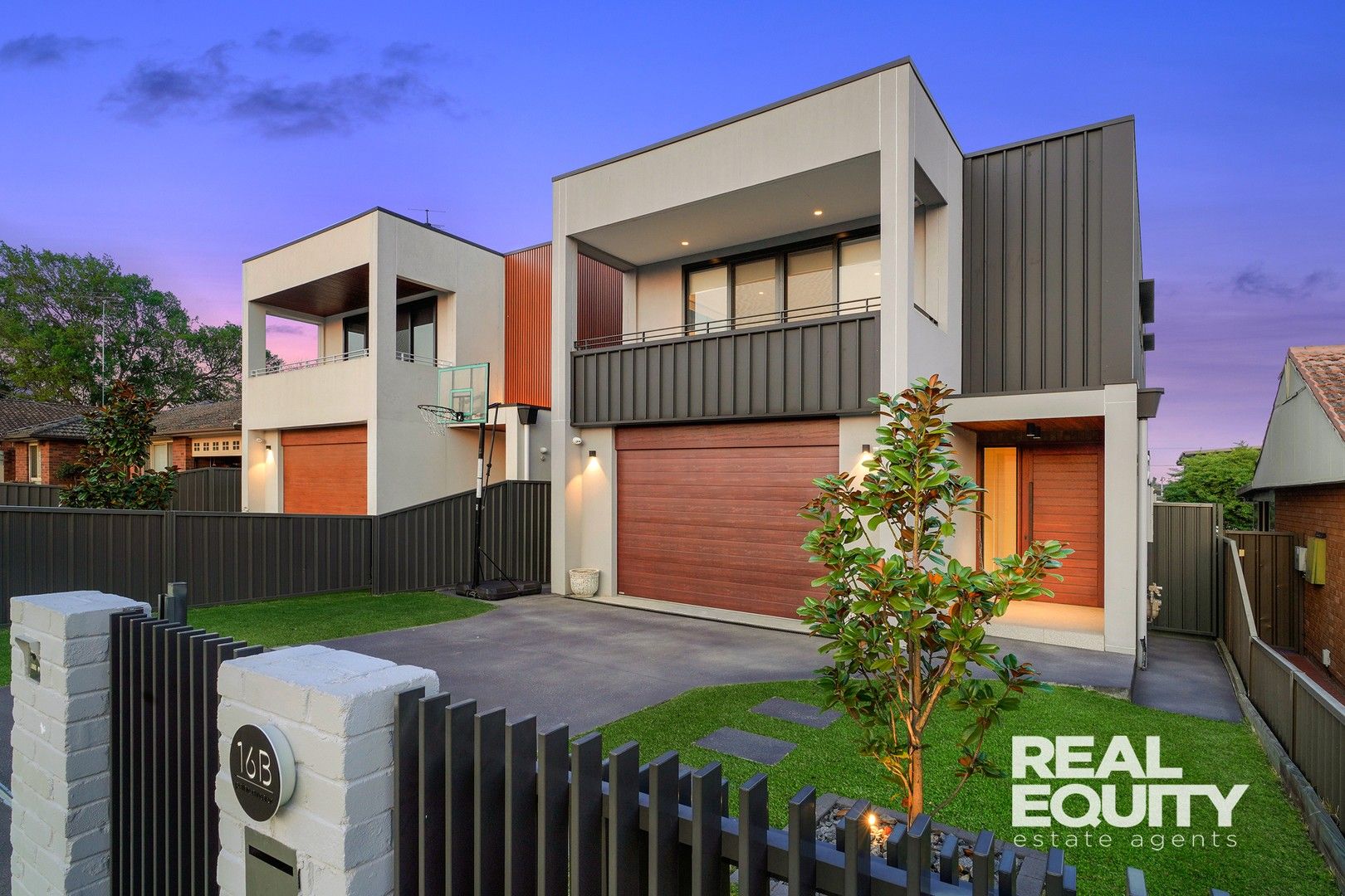 5 bedrooms House in 16B Paine Avenue MOOREBANK NSW, 2170